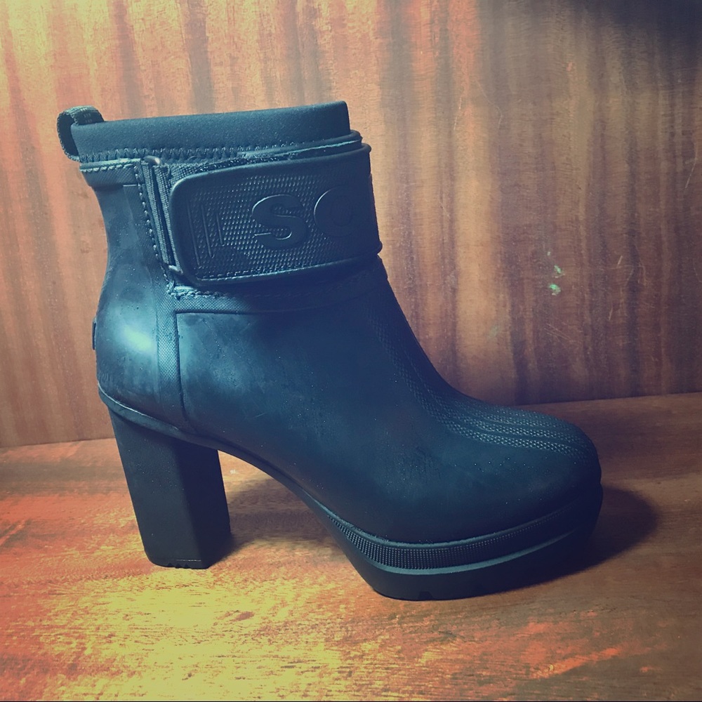 Sorel Platform bootie